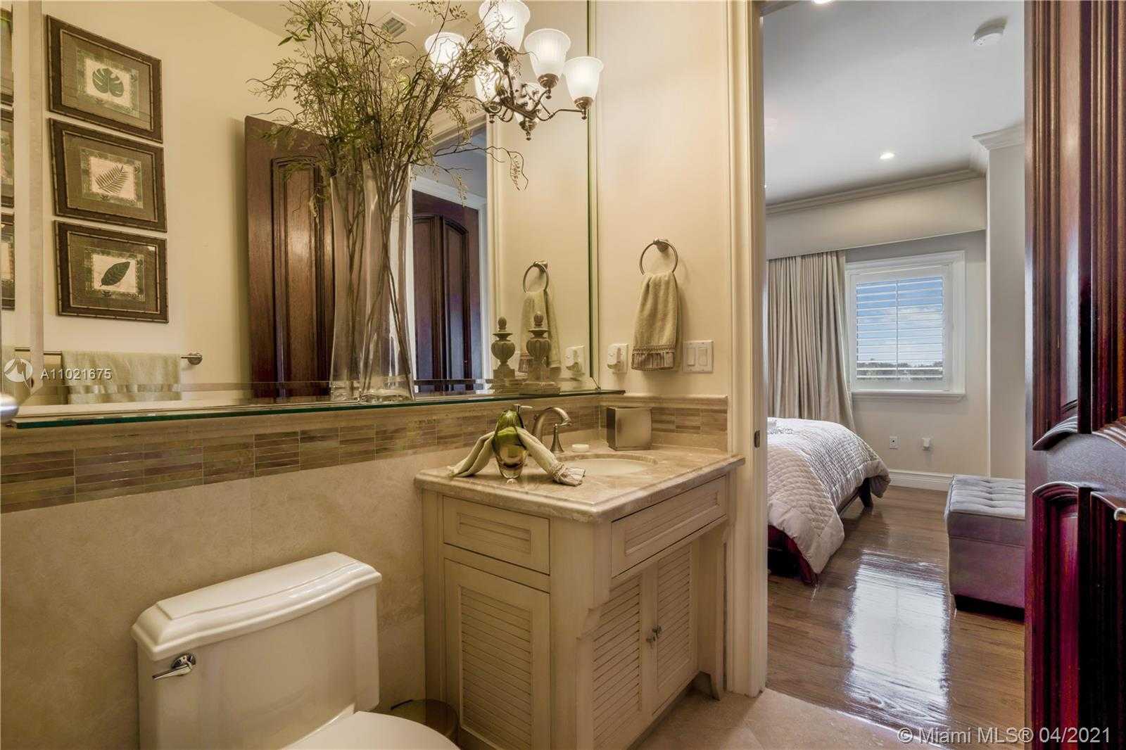 Small Image of 1015 SAN PEDRO AVE, Coral Gables Number 57