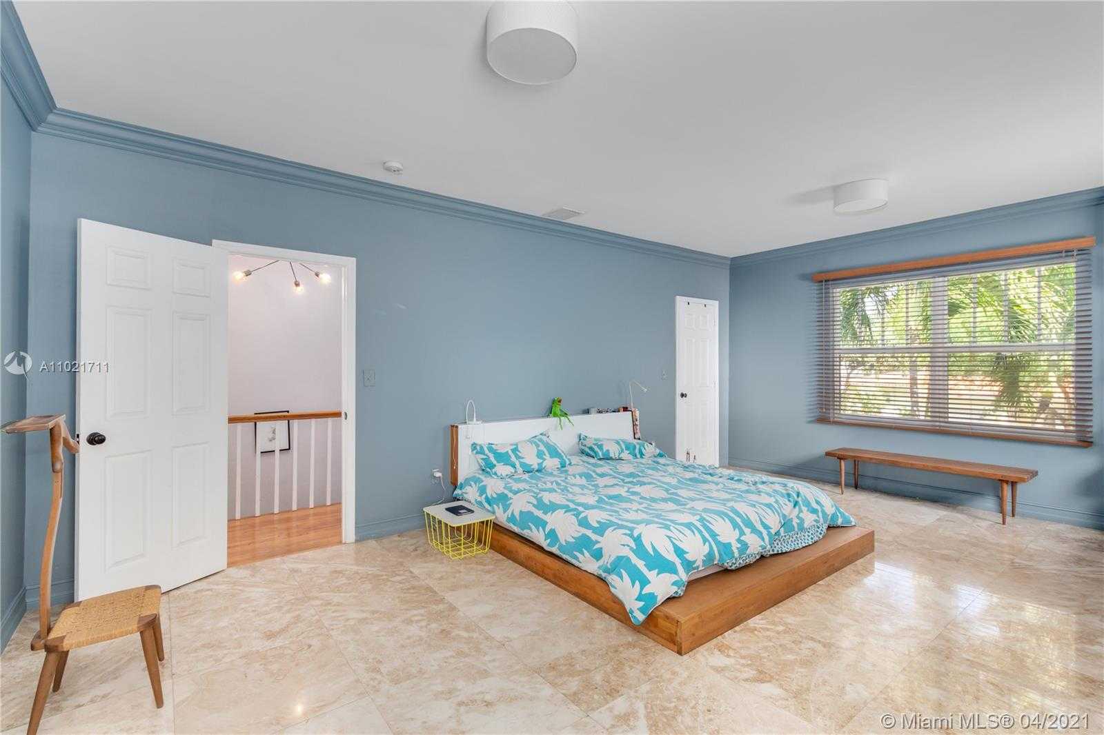 Small Image of 1710 HERNANDO ST, Coral Gables Number 18