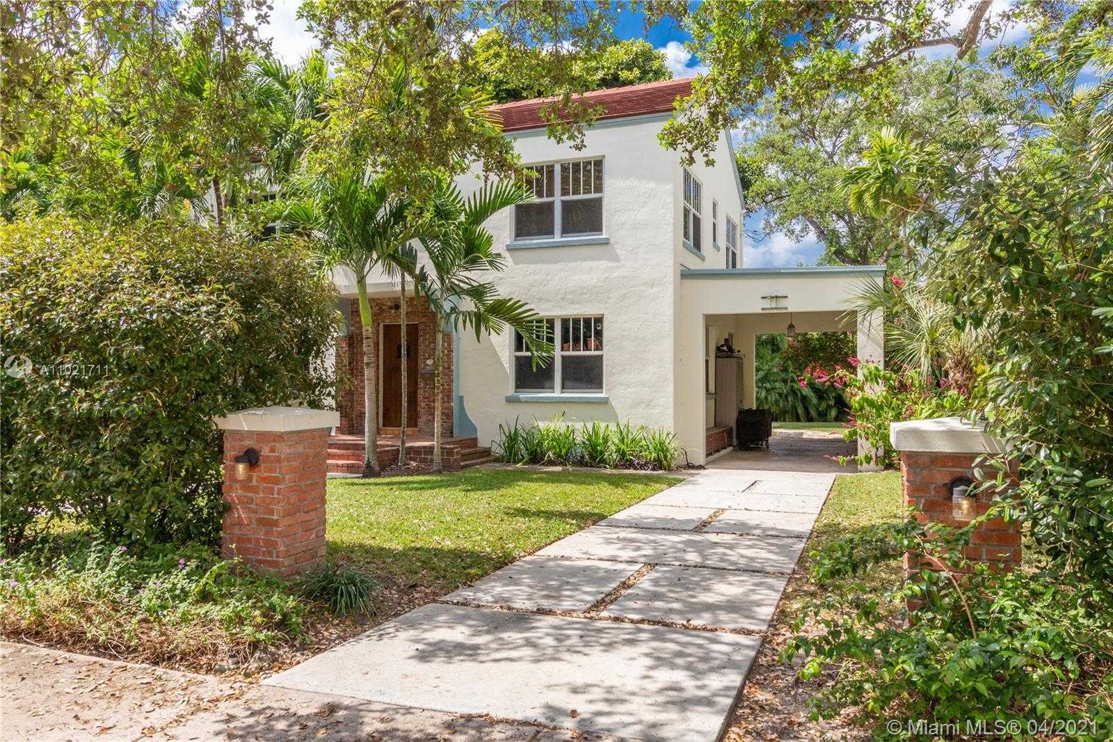 Small Image of 1710 HERNANDO ST, Coral Gables Number 2