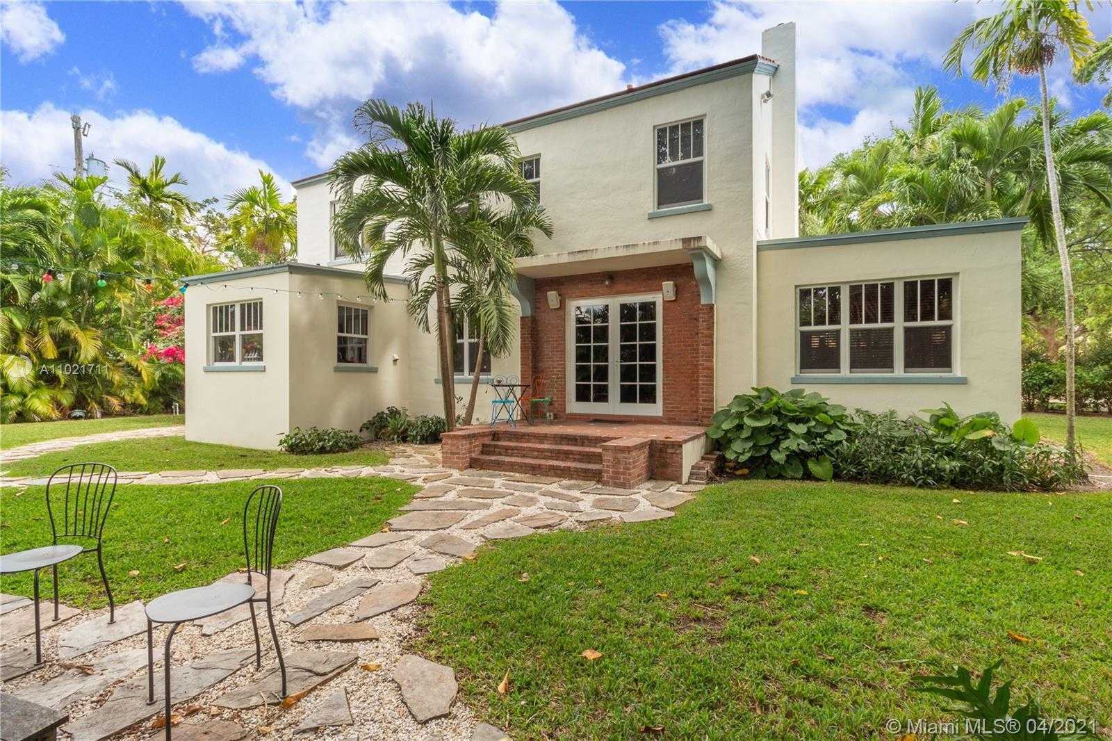 Small Image of 1710 HERNANDO ST, Coral Gables Number 25