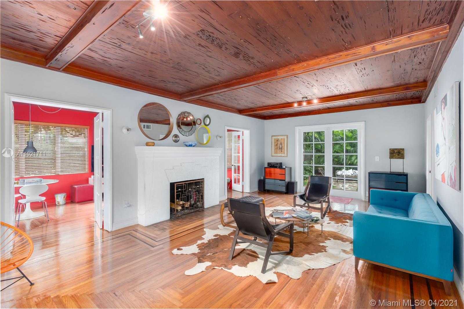 Small Image of 1710 HERNANDO ST, Coral Gables Number 5