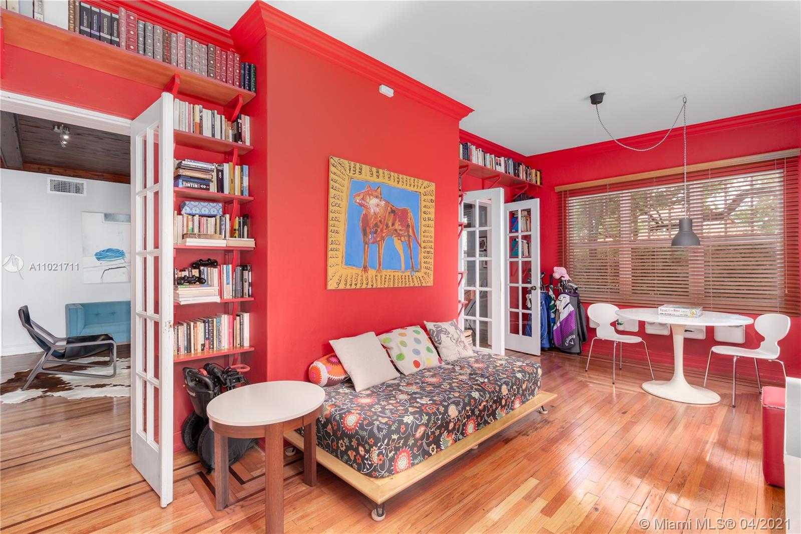 Small Image of 1710 HERNANDO ST, Coral Gables Number 9