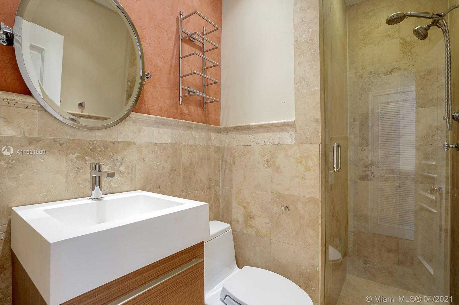Small Image of 1220 CAPRI ST, Coral Gables Number 13