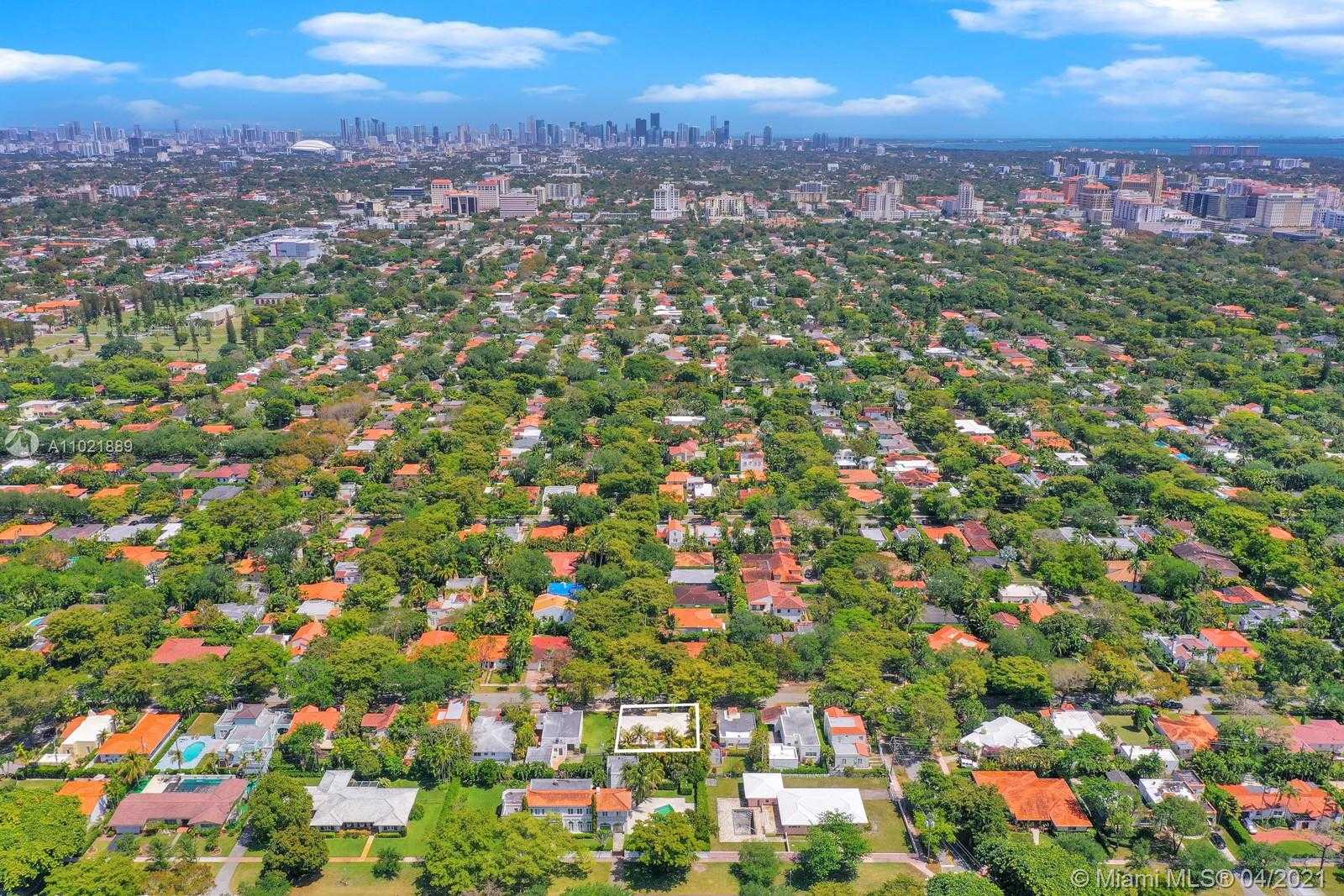 Small Image of 1220 CAPRI ST, Coral Gables Number 18