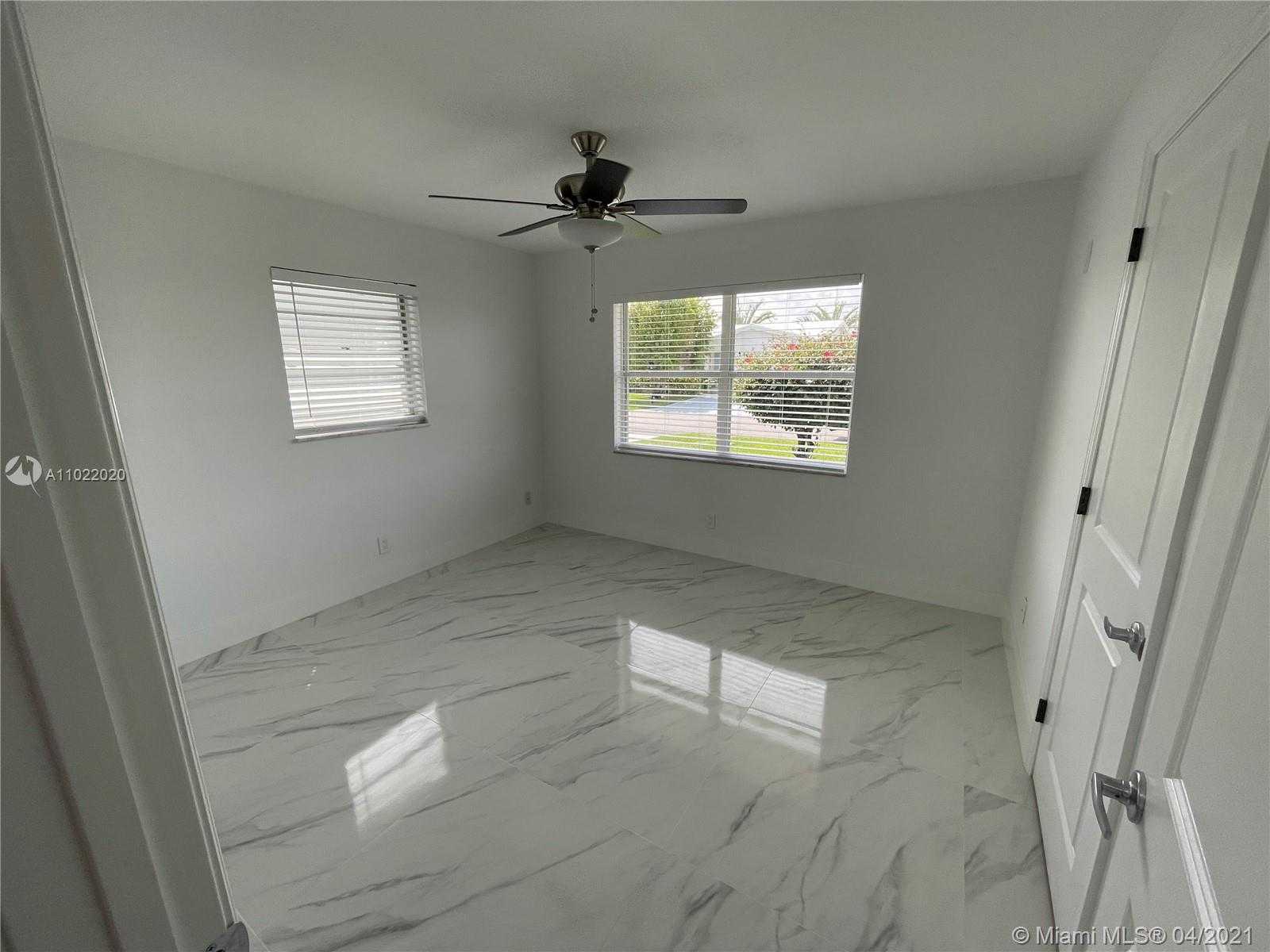Small Image of 2083 SOUTH WEST 13TH TER, Boynton Beach Number 10
