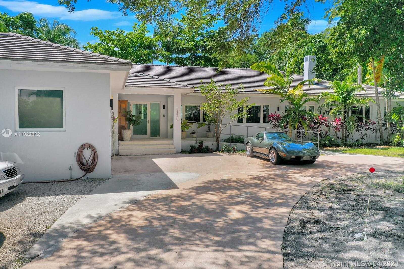 Small Image of 3870 LEAFY WAY, Miami Number 30