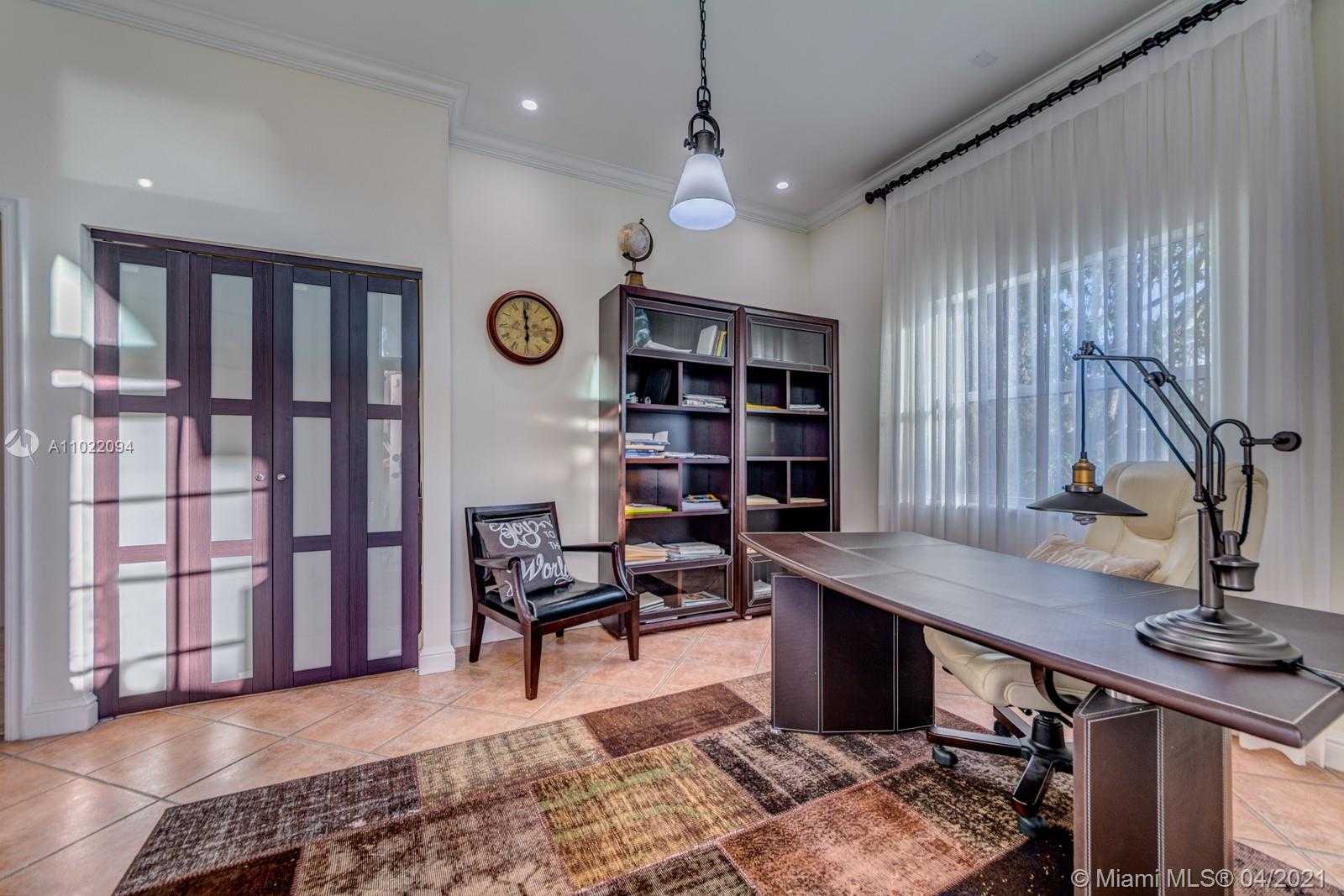Small Image of 326 ATLANTIC AVE, Sunny Isles Beach Number 16