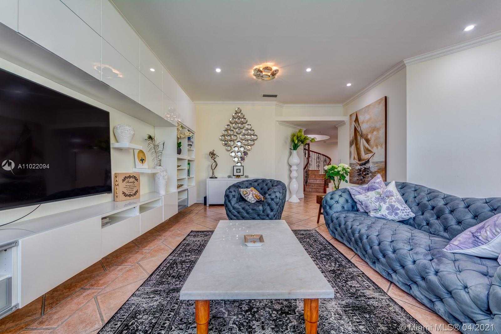 Small Image of 326 ATLANTIC AVE, Sunny Isles Beach Number 19