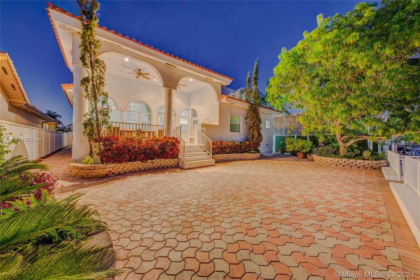 Small Image of 326 ATLANTIC AVE, Sunny Isles Beach Number 29