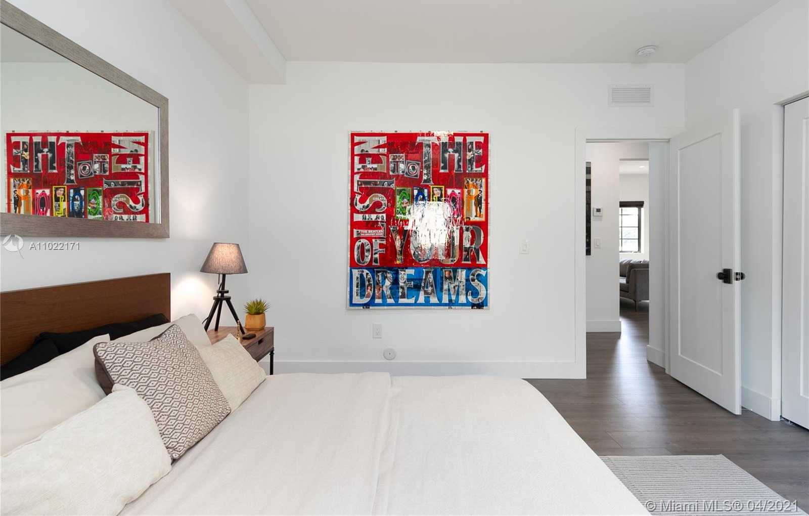 Small Image of 556 NORTH EAST 74TH ST, Miami Number 14