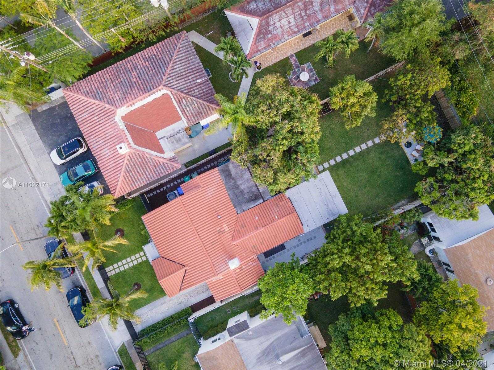 Small Image of 556 NORTH EAST 74TH ST, Miami Number 26