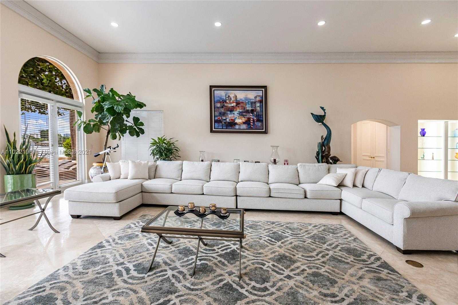 Small Image of 2300 AQUA VISTA BLVD, Fort Lauderdale Number 21