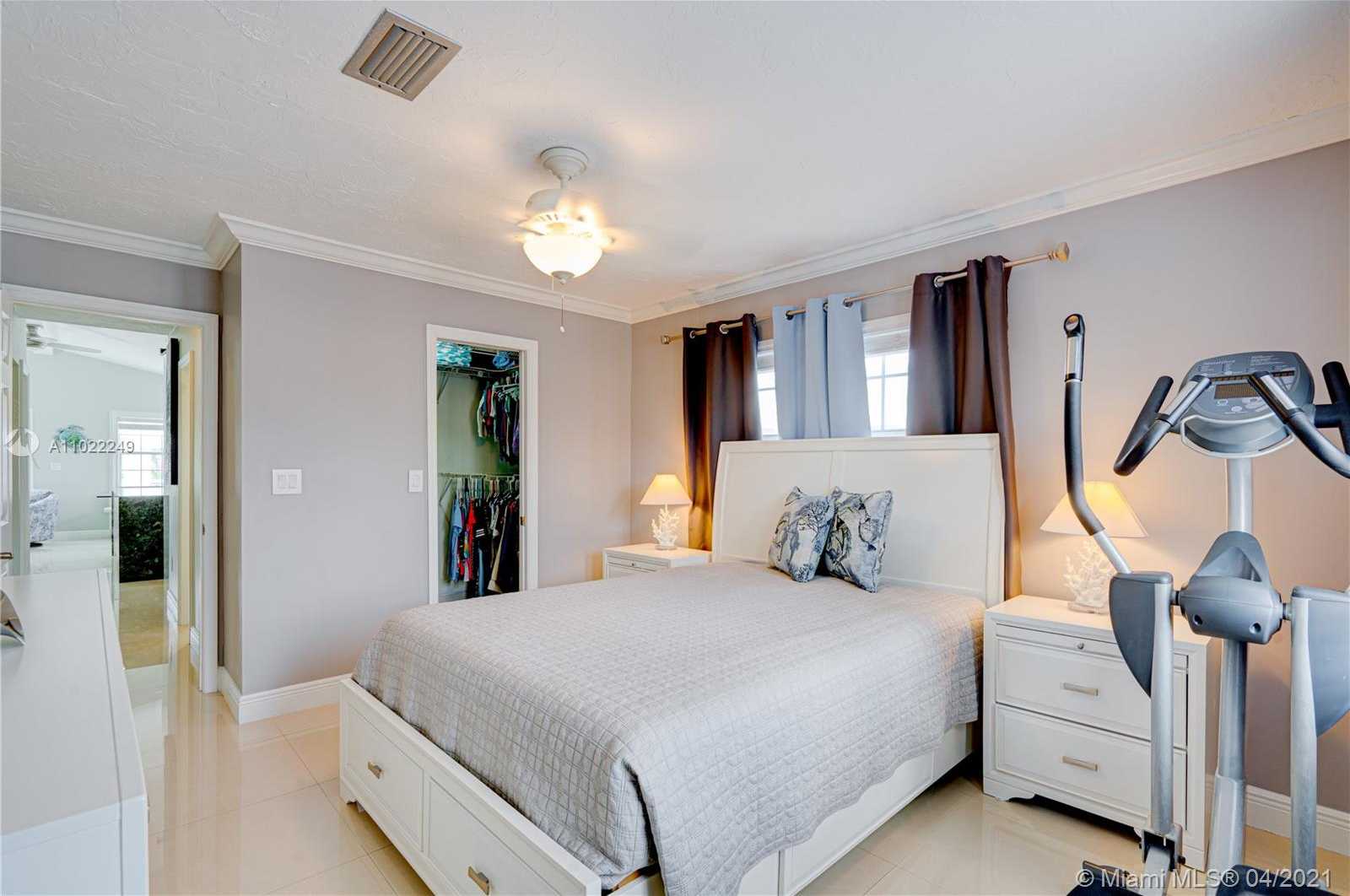 Small Image of 814 BONITO LN, Key Largo Number 31