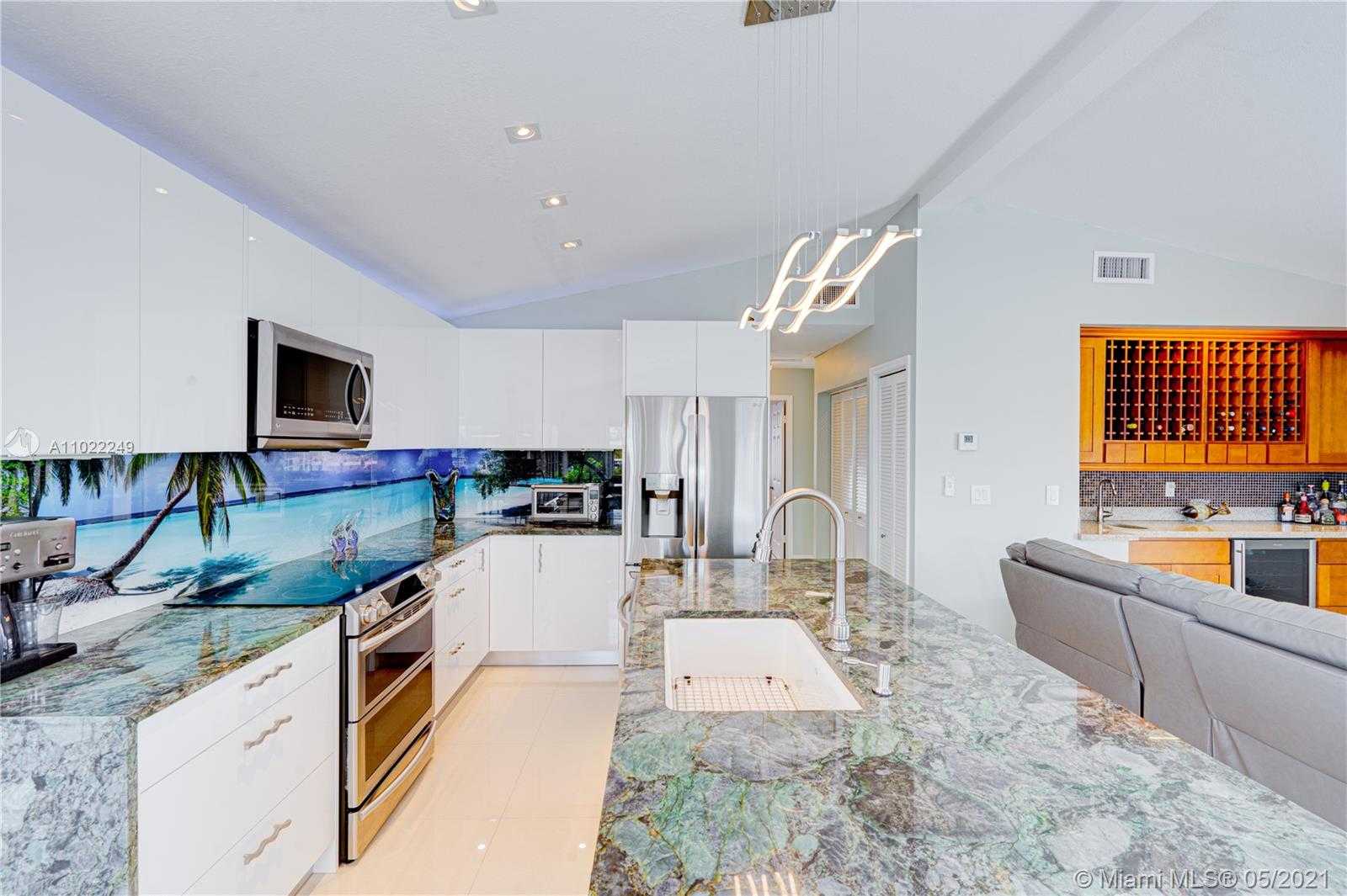 Small Image of 814 BONITO LN, Key Largo Number 47