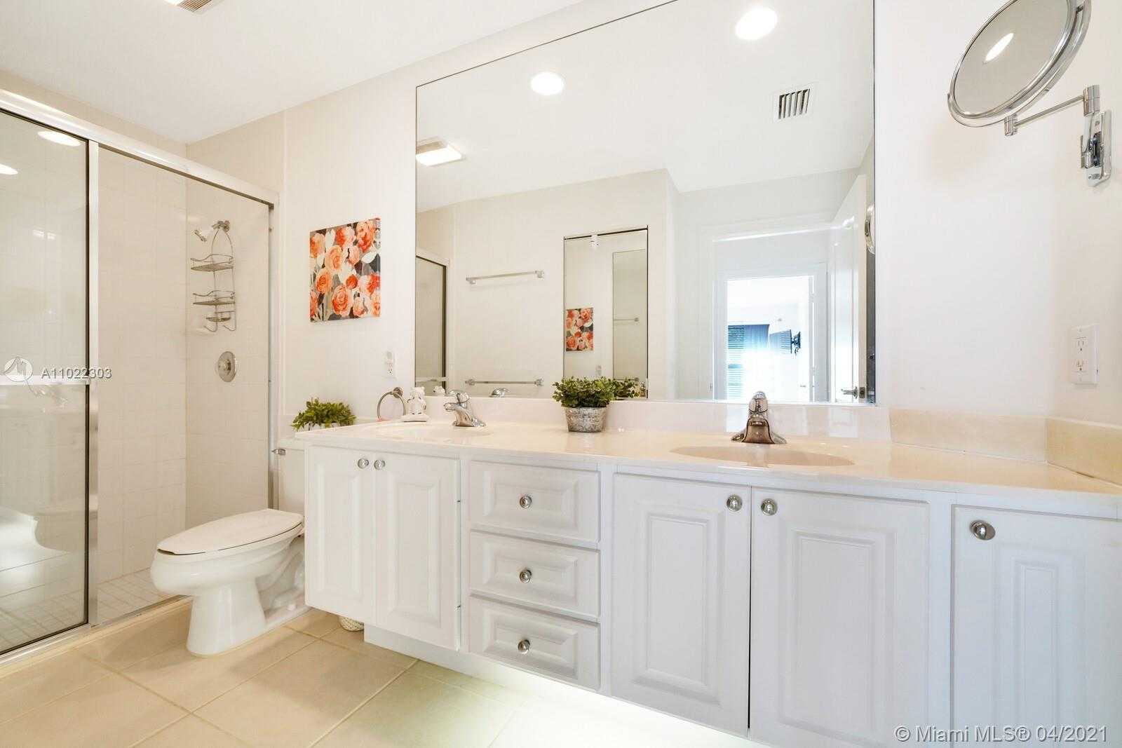 Small Image of 720 SOUTH WEST BALMORAL TRCE, Stuart Number 14