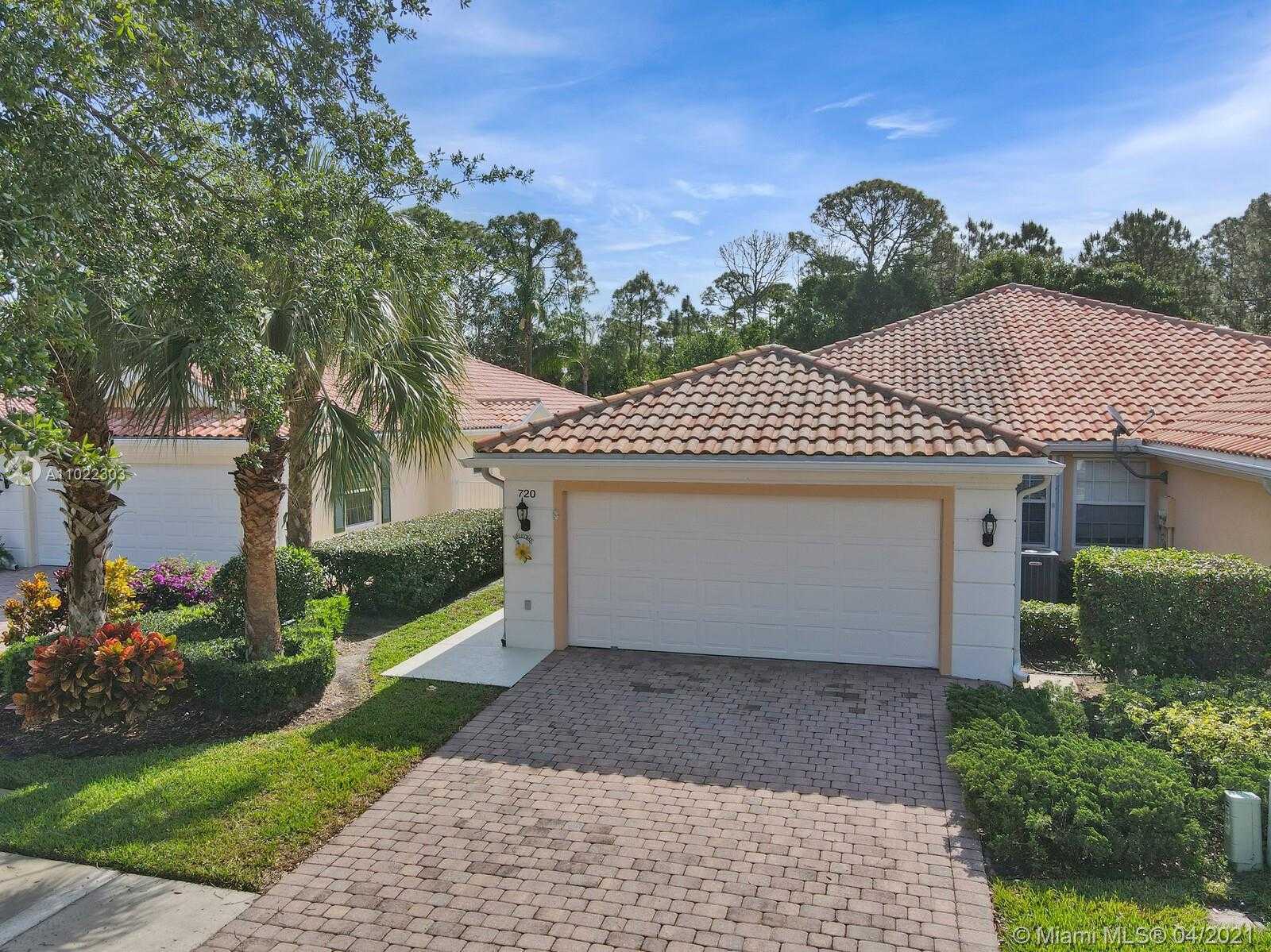 Small Image of 720 SOUTH WEST BALMORAL TRCE, Stuart Number 24