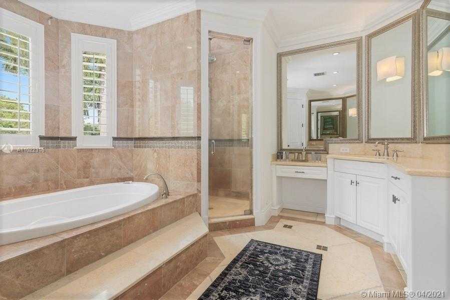 Small Image of 13999 OLD CUTLER RD, Palmetto Bay Number 17