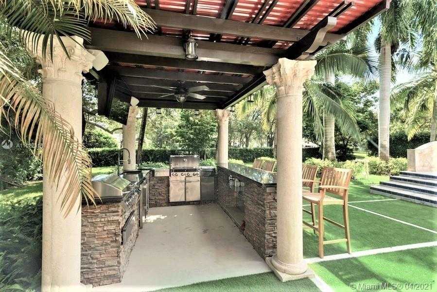 Small Image of 13999 OLD CUTLER RD, Palmetto Bay Number 48
