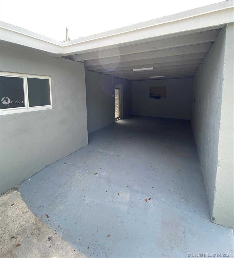 Small Image of 6022 SOUTH WEST 40TH CT, Miramar Number 17