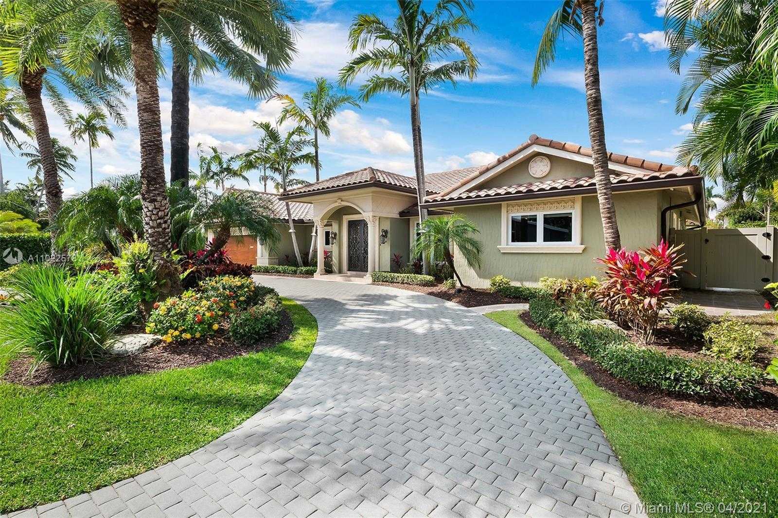 Small Image of 2857 NORTH EAST 36TH ST, Fort Lauderdale Number 2