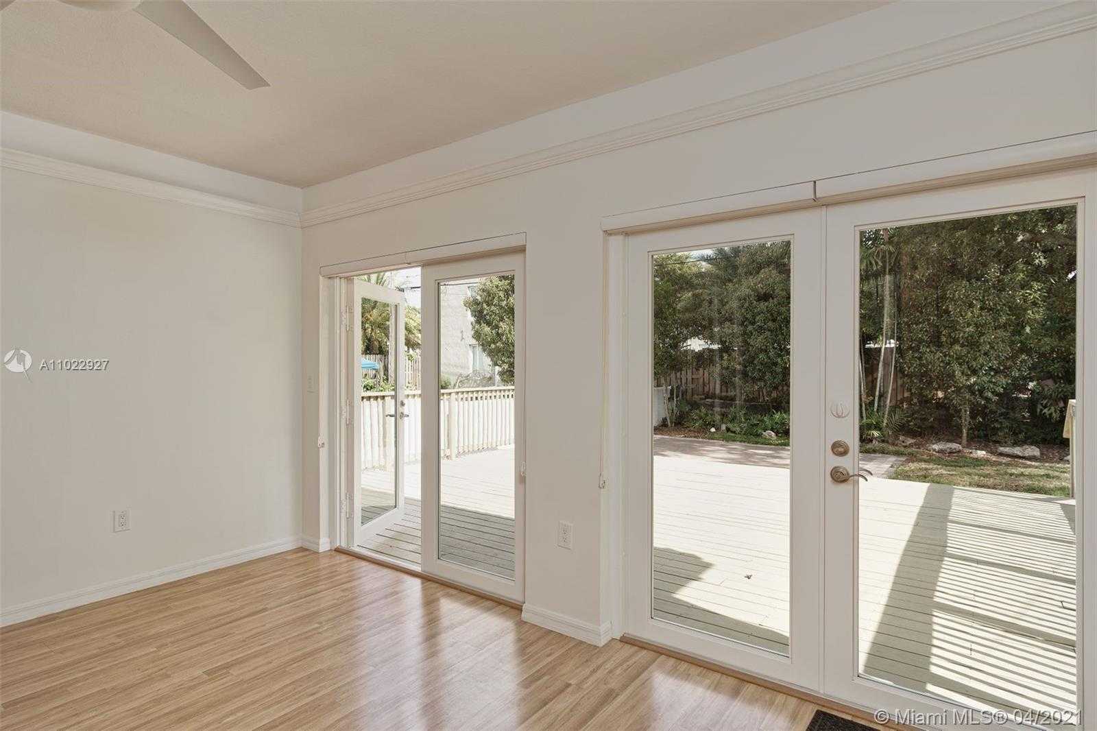 Small Image of 61 NORTH EAST 88TH ST, El Portal Number 13