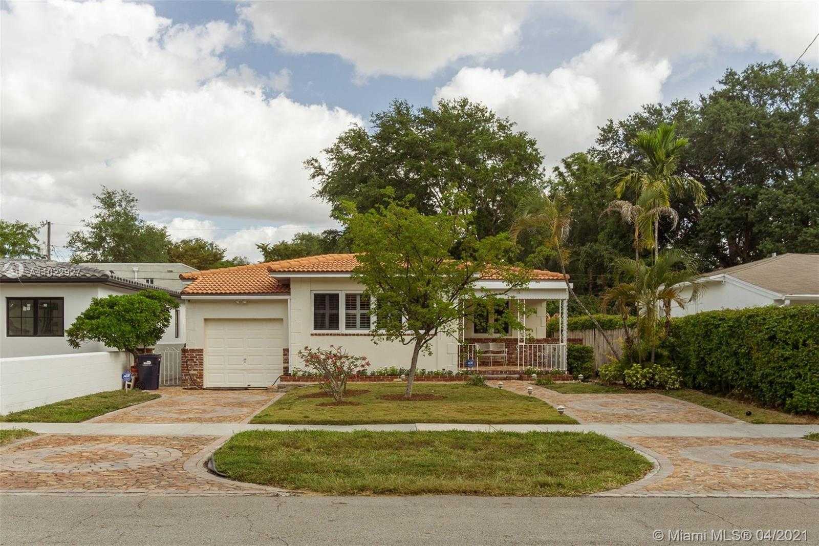 Small Image of 61 NORTH EAST 88TH ST, El Portal Number 2