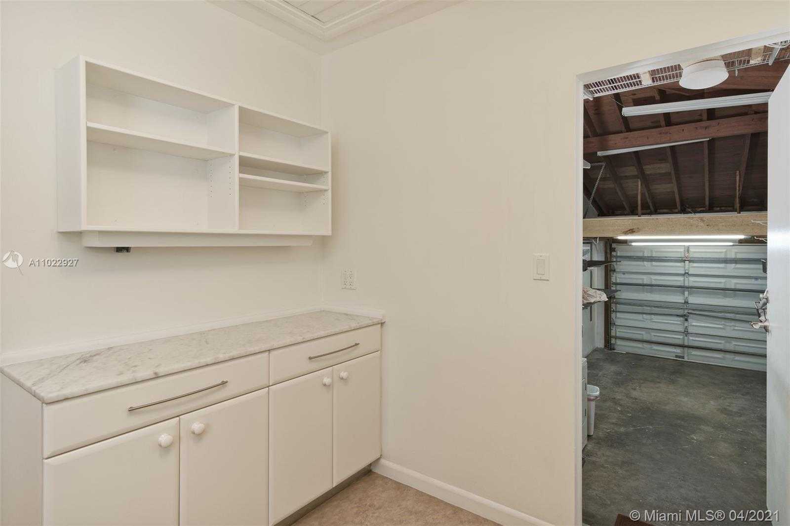 Small Image of 61 NORTH EAST 88TH ST, El Portal Number 21