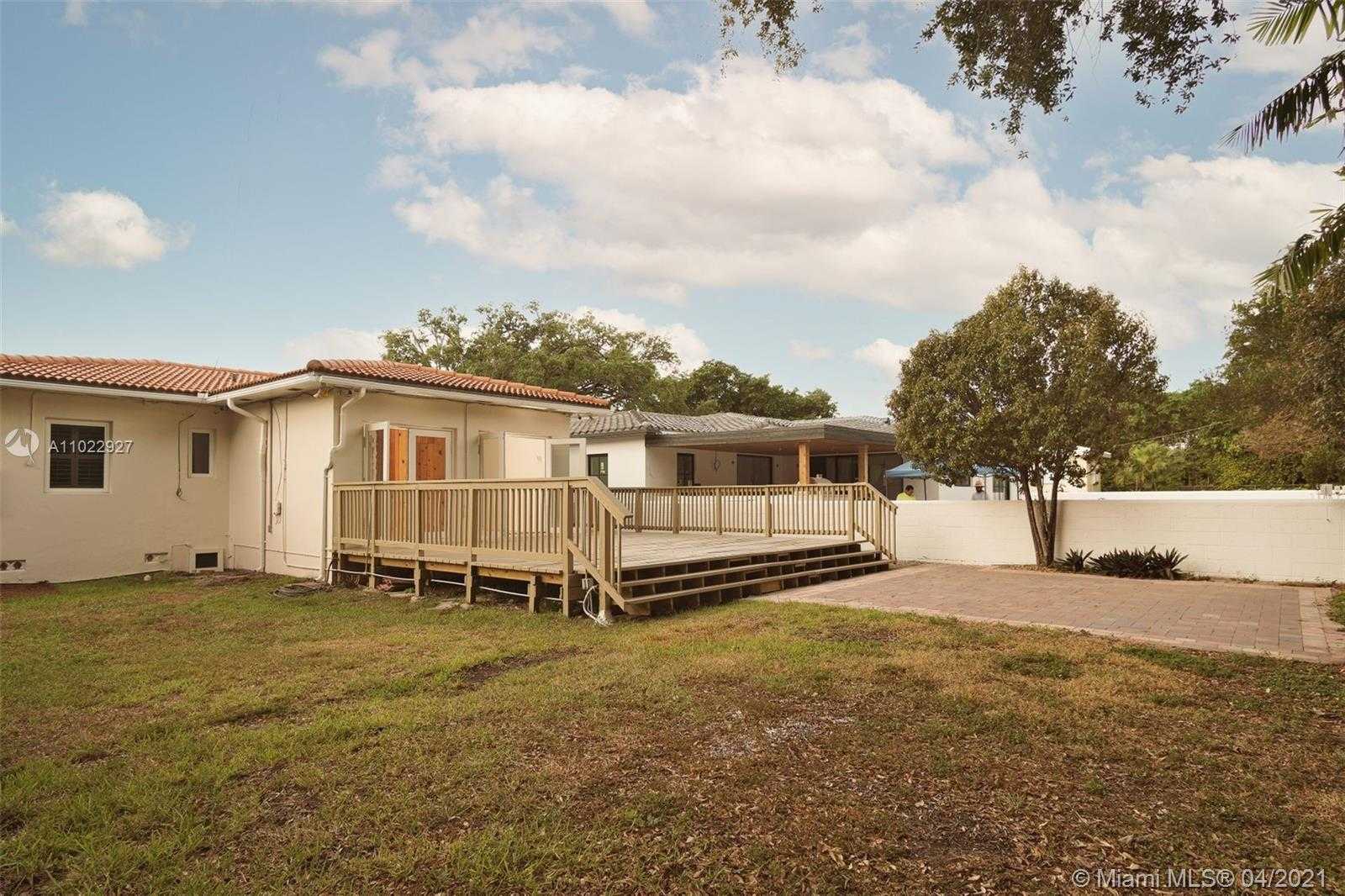 Small Image of 61 NORTH EAST 88TH ST, El Portal Number 24