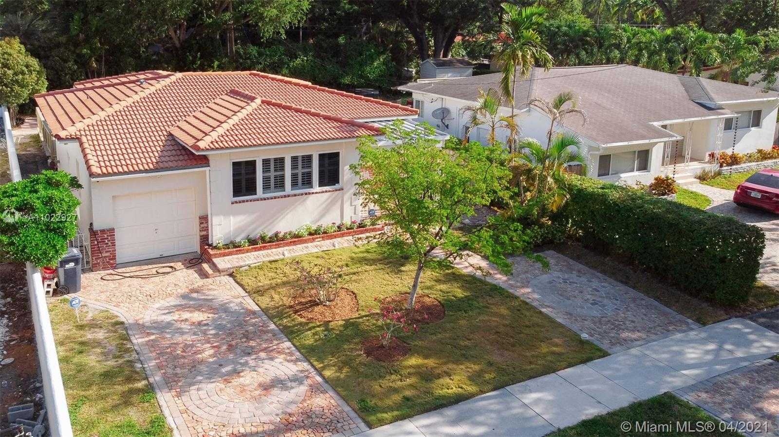 Small Image of 61 NORTH EAST 88TH ST, El Portal Number 4