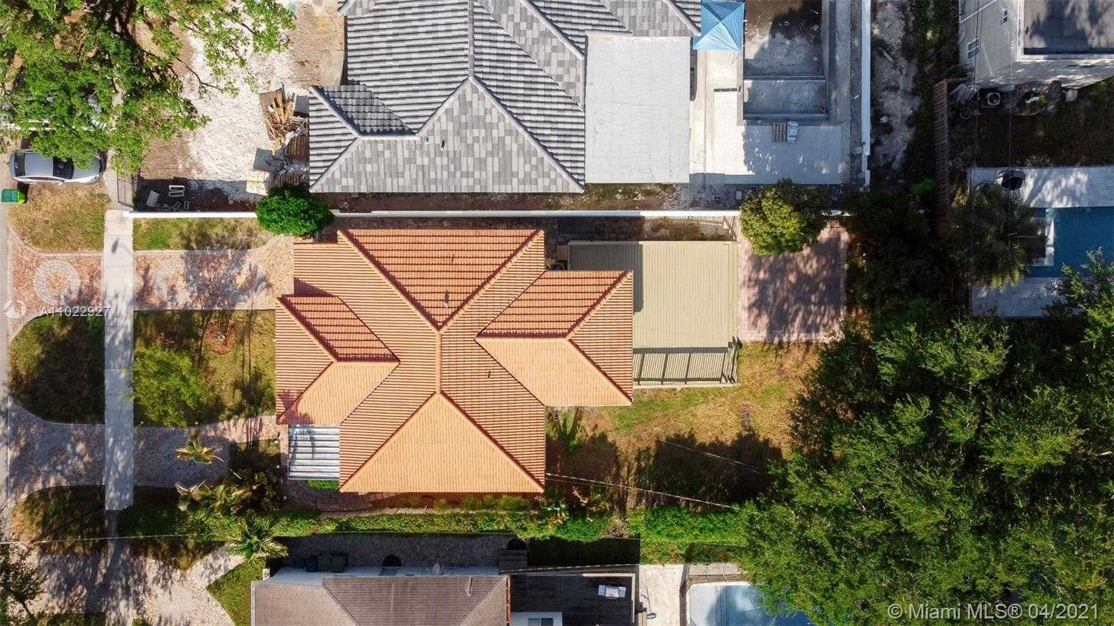 Small Image of 61 NORTH EAST 88TH ST, El Portal Number 5