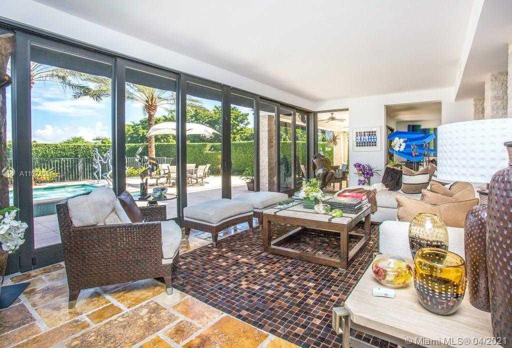 Small Image of 4933 NORTH WEST 94TH DORAL PL, Doral Number 18