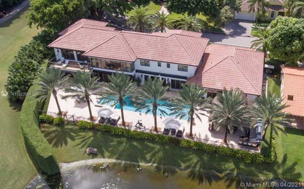 Small Image of 4933 NORTH WEST 94TH DORAL PL, Doral Number 2