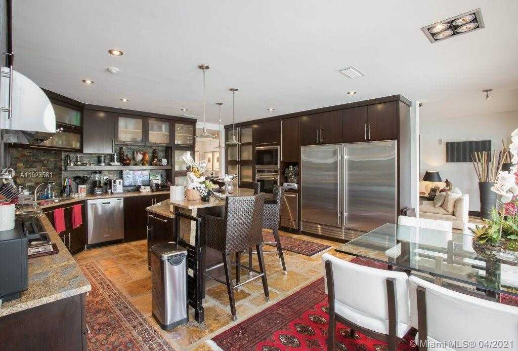 Small Image of 4933 NORTH WEST 94TH DORAL PL, Doral Number 29