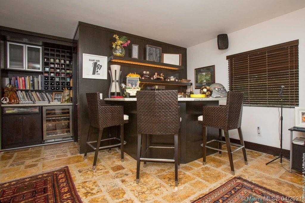 Small Image of 4933 NORTH WEST 94TH DORAL PL, Doral Number 32