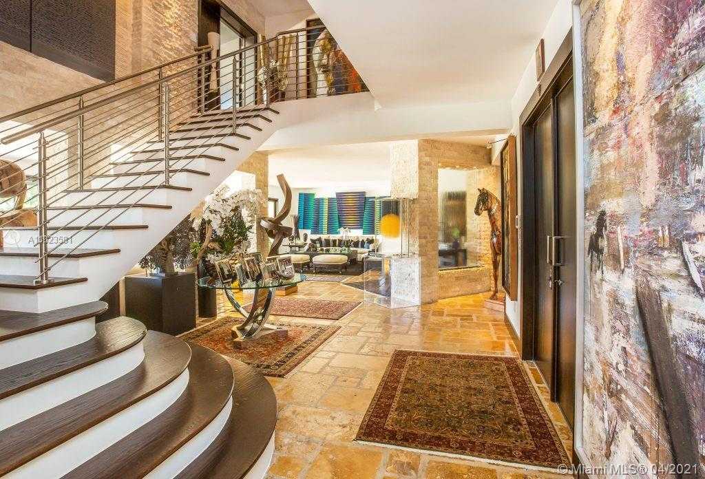 Small Image of 4933 NORTH WEST 94TH DORAL PL, Doral Number 34
