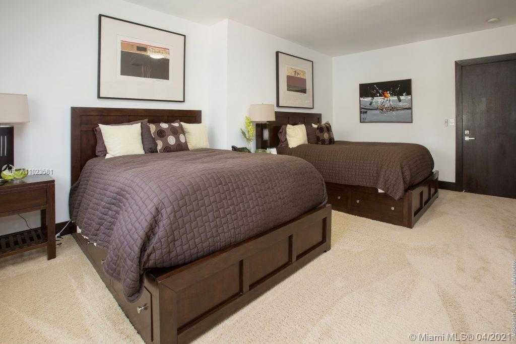 Small Image of 4933 NORTH WEST 94TH DORAL PL, Doral Number 54