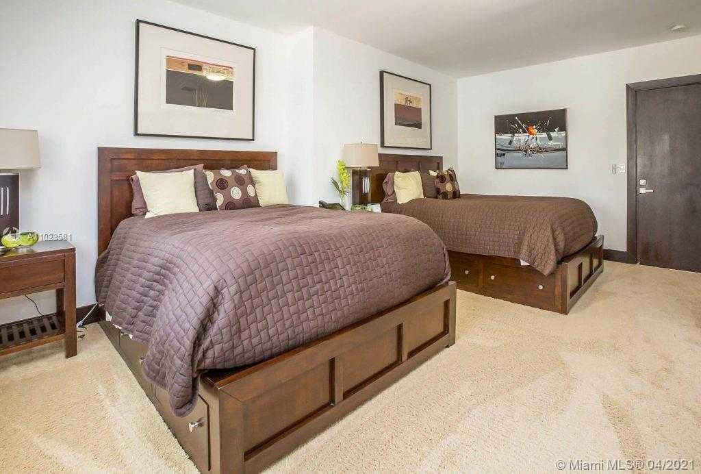 Small Image of 4933 NORTH WEST 94TH DORAL PL, Doral Number 56