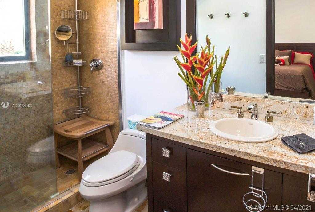 Small Image of 4933 NORTH WEST 94TH DORAL PL, Doral Number 60