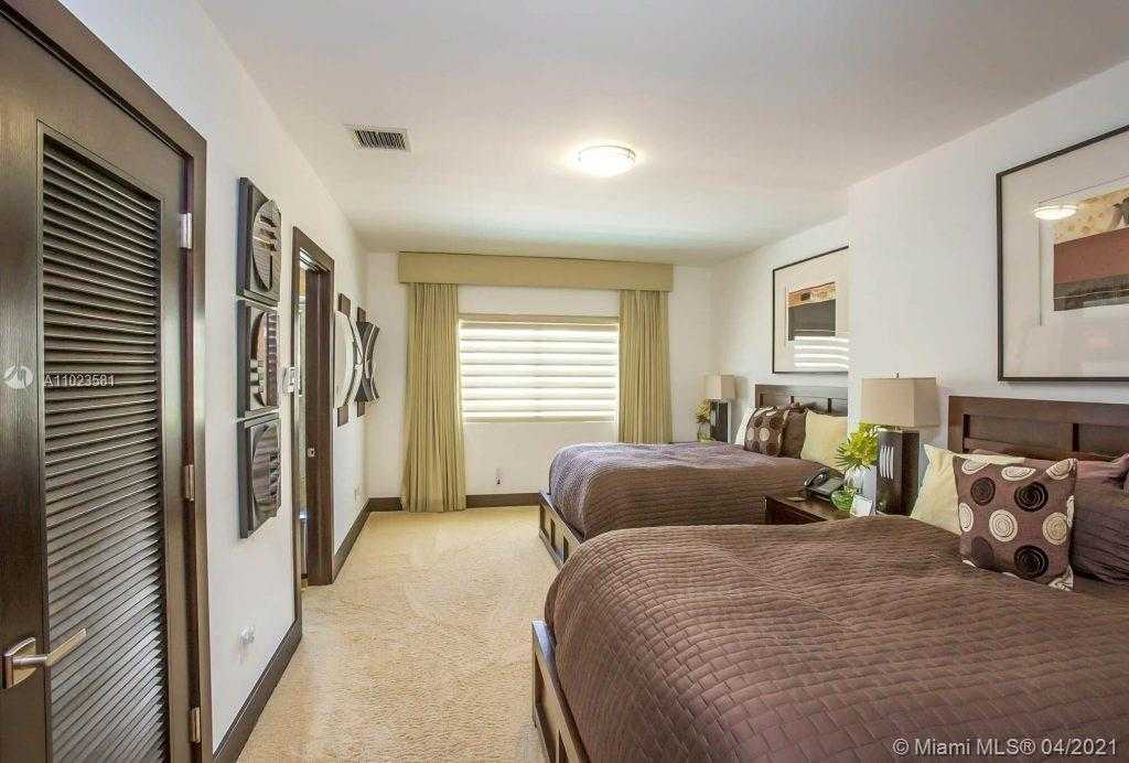 Small Image of 4933 NORTH WEST 94TH DORAL PL, Doral Number 62