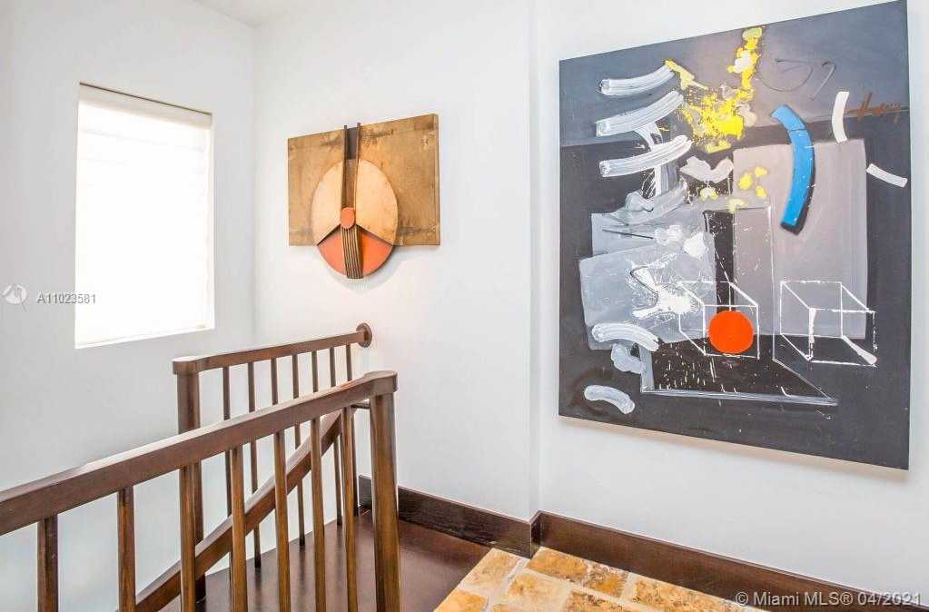 Small Image of 4933 NORTH WEST 94TH DORAL PL, Doral Number 66