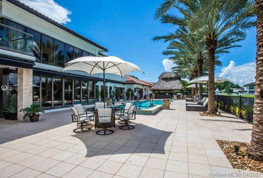 Small Image of 4933 NORTH WEST 94TH DORAL PL, Doral Number 86