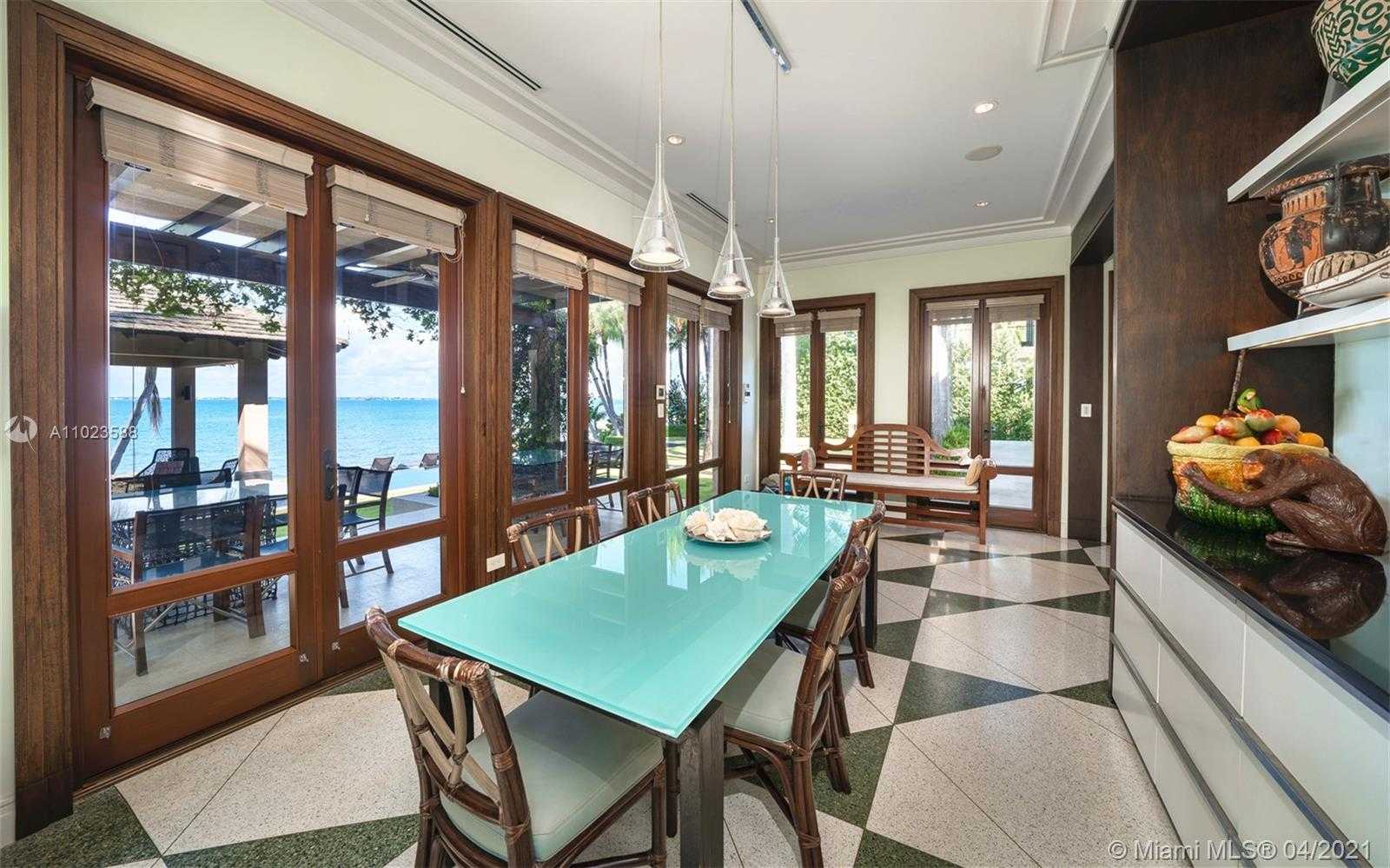 Small Image of 9 HARBOR POINT, Key Biscayne Number 15