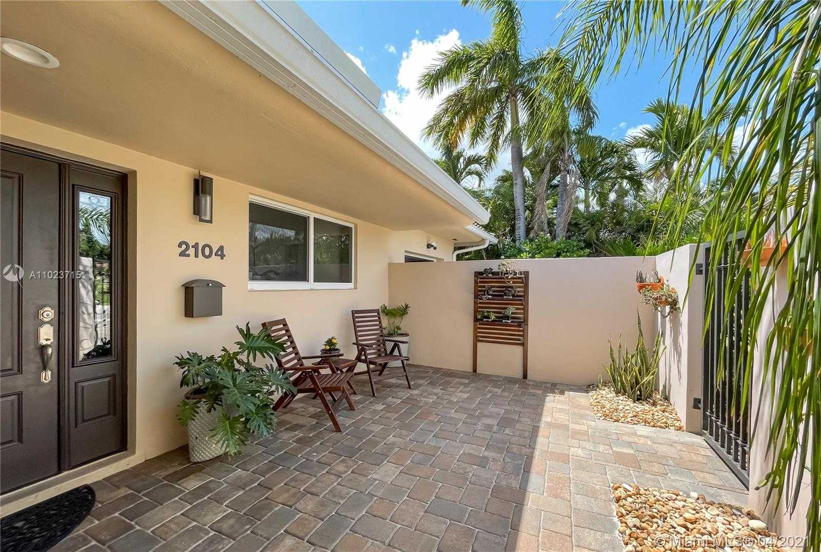 Small Image of 2104 NORTH EAST 124TH ST, North Miami Number 18
