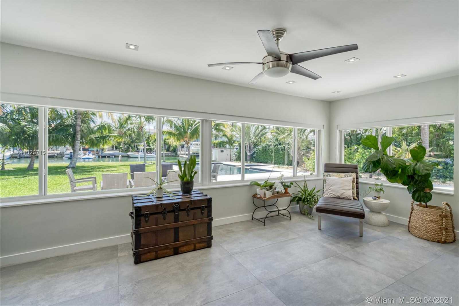 Small Image of 2104 NORTH EAST 124TH ST, North Miami Number 7
