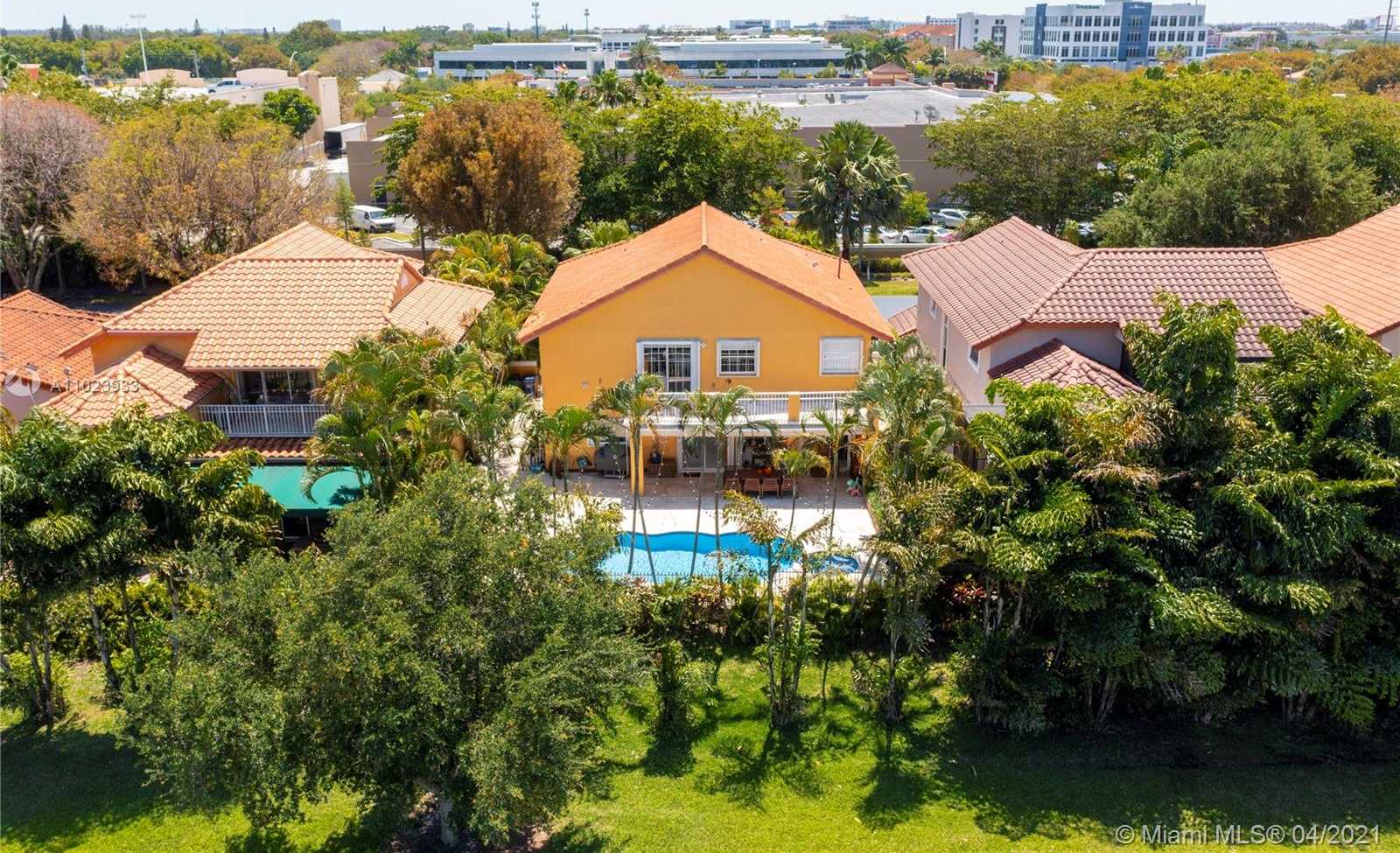 Small Image of 10535 NORTH WEST 43RD TER, Doral Number 51