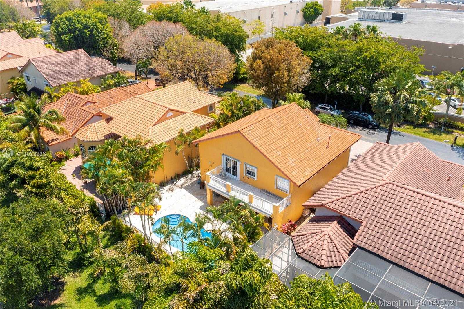Small Image of 10535 NORTH WEST 43RD TER, Doral Number 52
