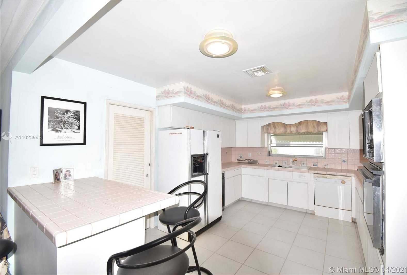 Small Image of 2715 NORTH EAST 23RD CT, Pompano Beach Number 12