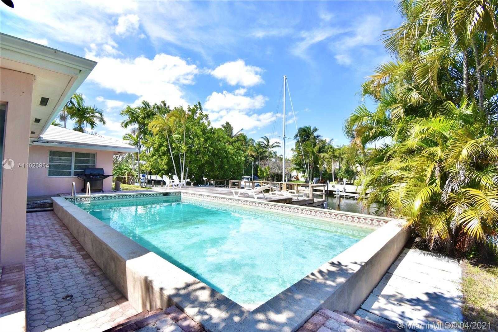 Small Image of 2715 NORTH EAST 23RD CT, Pompano Beach Number 3