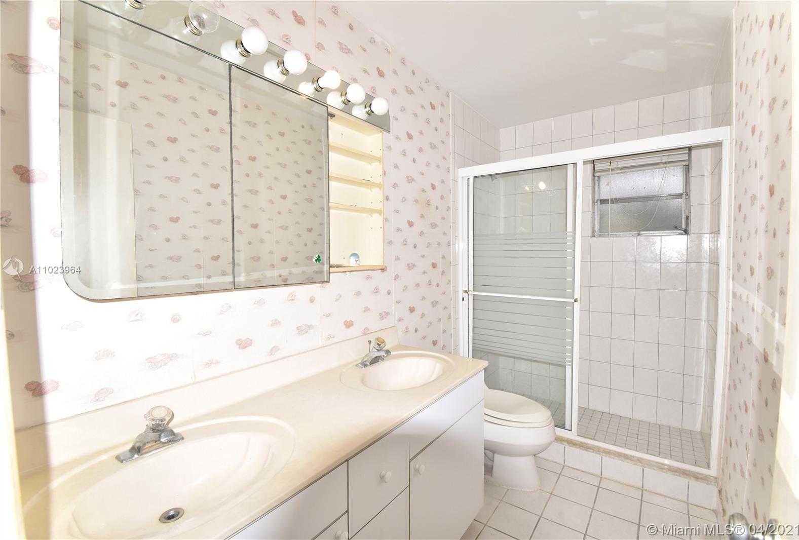 Small Image of 2715 NORTH EAST 23RD CT, Pompano Beach Number 8