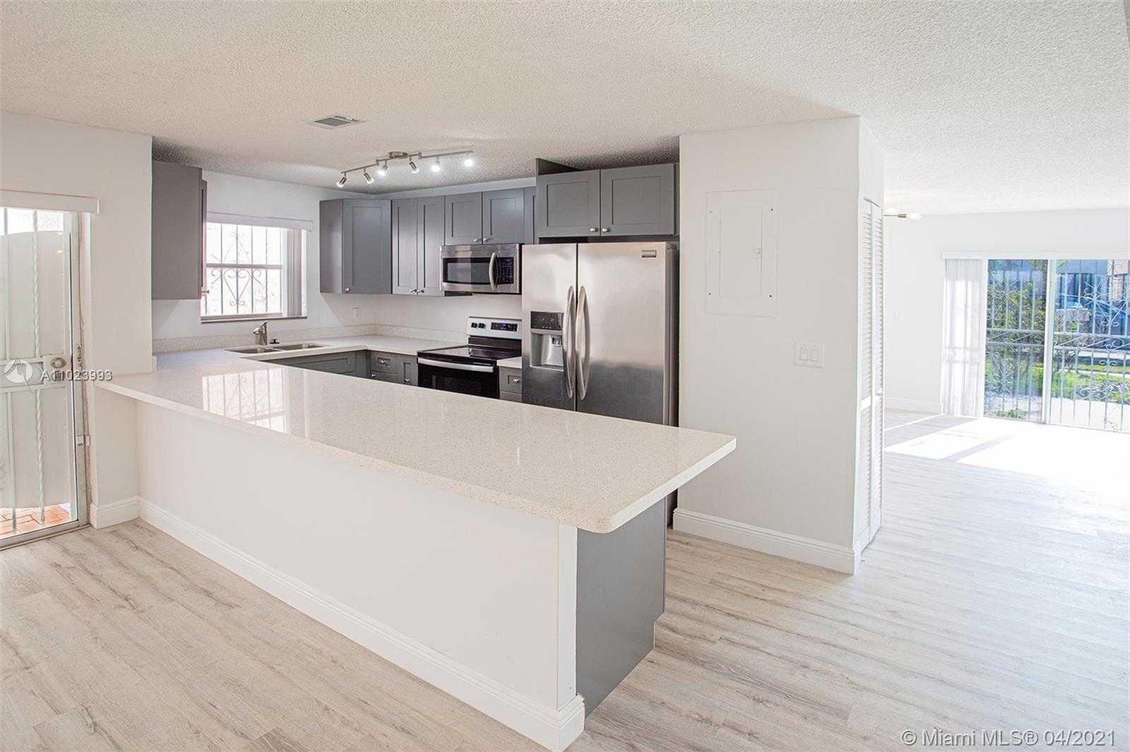 Small Image of 4310 WEST 10TH CT, Hialeah Number 11
